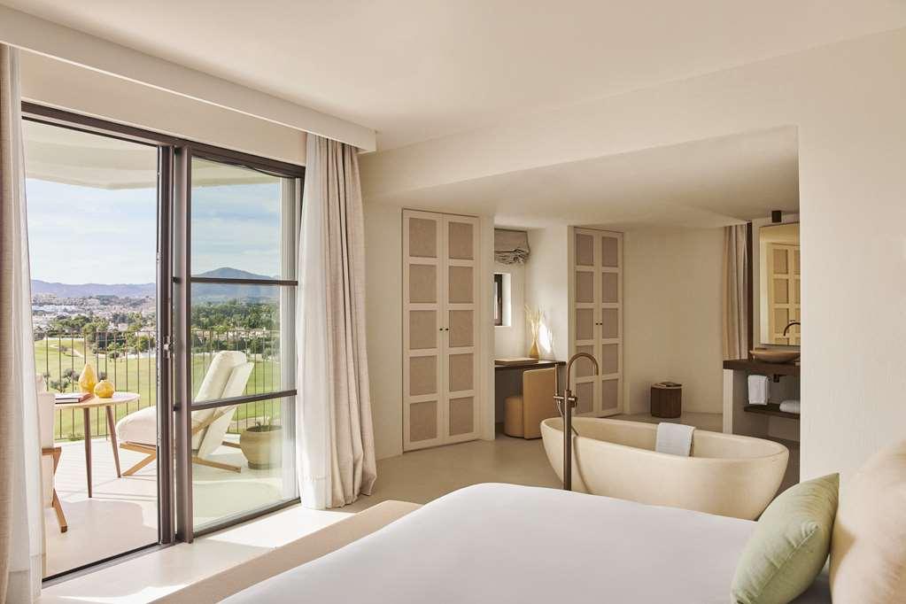 La Zambra Hotel By Hyatt Mijas Habitación foto